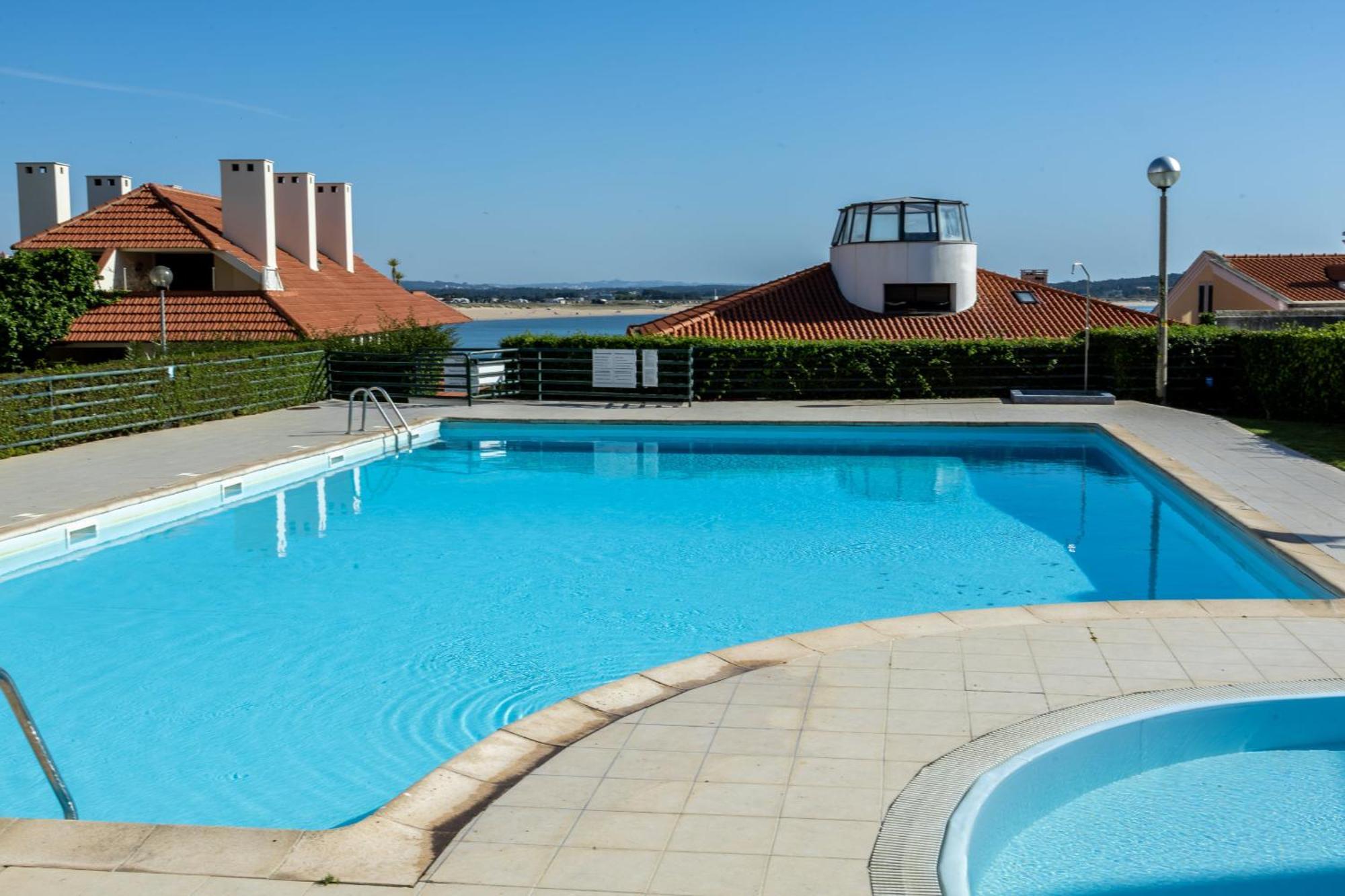 Concha Mar Com Vista Sobre A Baia Apartment Sao Martinho do Porto Exterior photo